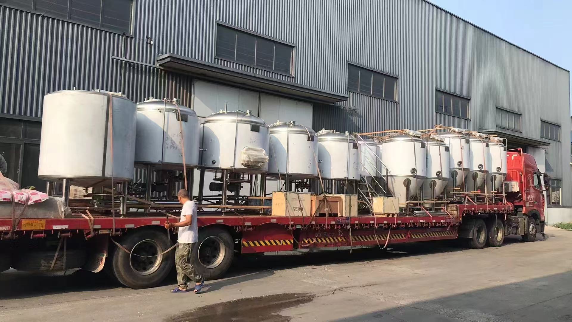成县精酿啤酒设备厂—精酿啤酒设备